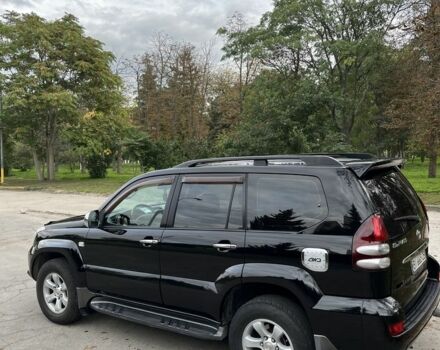 Чорний Тойота Ленд Крузер Прадо 120, об'ємом двигуна 4 л та пробігом 273 тис. км за 14600 $, фото 2 на Automoto.ua