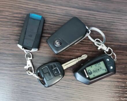 Черный Тойота Ленд Крузер Прадо 120, объемом двигателя 2.7 л и пробегом 250 тыс. км за 14200 $, фото 23 на Automoto.ua