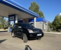Чорний Тойота Ленд Крузер Прадо 120, об'ємом двигуна 4 л та пробігом 244 тис. км за 15000 $, фото 1 на Automoto.ua