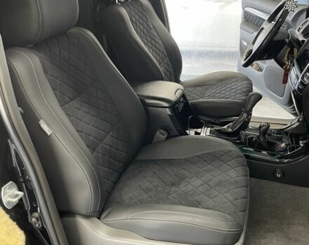 Черный Тойота Ленд Крузер Прадо 120, объемом двигателя 4 л и пробегом 280 тыс. км за 18000 $, фото 9 на Automoto.ua