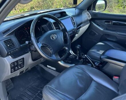 Черный Тойота Ленд Крузер Прадо 120, объемом двигателя 4 л и пробегом 377 тыс. км за 17300 $, фото 3 на Automoto.ua