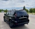 Черный Тойота Ленд Крузер Прадо 120, объемом двигателя 4 л и пробегом 285 тыс. км за 15000 $, фото 1 на Automoto.ua