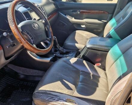 Черный Тойота Ленд Крузер Прадо 120, объемом двигателя 3 л и пробегом 269 тыс. км за 4200 $, фото 2 на Automoto.ua