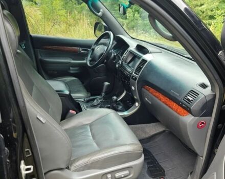 Черный Тойота Ленд Крузер Прадо 120, объемом двигателя 3 л и пробегом 245 тыс. км за 3700 $, фото 9 на Automoto.ua