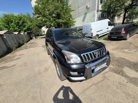 Тойота Ленд Крузер Прадо 120 2003 в Харькове на Automoto.ua Черный Тойота Ленд Крузер Прадо 120, объемом двигателя 4 л и пробегом 300 тыс. км за 13700 $, фото 1 на Automoto.ua