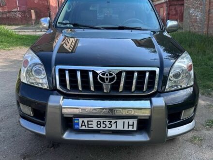 Тойота Ленд Крузер Прадо 120 2007 у Никополе на Automoto.ua Чорний Тойота Ленд Крузер Прадо 120, об'ємом двигуна 4 л та пробігом 221 тис. км за 16300 $, фото 1 на Automoto.ua