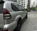 Серый Тойота Ленд Крузер Прадо 120, объемом двигателя 4 л и пробегом 220 тыс. км за 12500 $, фото 4 на Automoto.ua