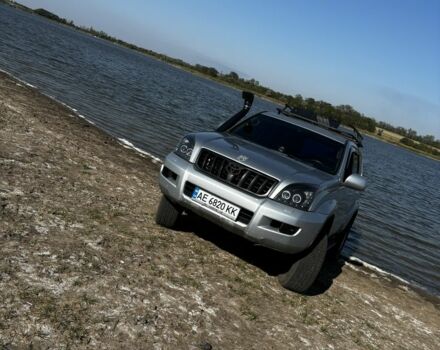 Серый Тойота Ленд Крузер Прадо 120, объемом двигателя 4 л и пробегом 3 тыс. км за 15500 $, фото 5 на Automoto.ua