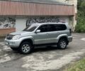 Серый Тойота Ленд Крузер Прадо 120, объемом двигателя 4 л и пробегом 225 тыс. км за 13500 $, фото 1 на Automoto.ua