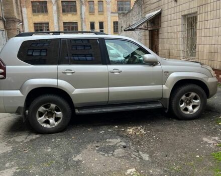Сірий Тойота Ленд Крузер Прадо 120, об'ємом двигуна 3 л та пробігом 150 тис. км за 18000 $, фото 1 на Automoto.ua