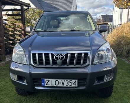 Серый Тойота Ленд Крузер Прадо 120, объемом двигателя 3 л и пробегом 338 тыс. км за 3250 $, фото 1 на Automoto.ua