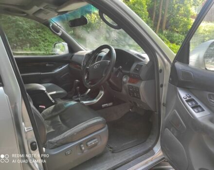 Сірий Тойота Ленд Крузер Прадо 120, об'ємом двигуна 3 л та пробігом 151 тис. км за 6943 $, фото 4 на Automoto.ua