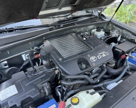 Серый Тойота Ленд Крузер Прадо 120, объемом двигателя 2.7 л и пробегом 360 тыс. км за 9900 $, фото 3 на Automoto.ua