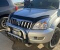 Сірий Тойота Ленд Крузер Прадо 120, об'ємом двигуна 3 л та пробігом 500 тис. км за 10000 $, фото 3 на Automoto.ua
