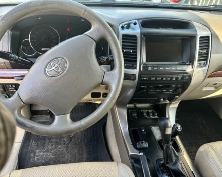 Серый Тойота Ленд Крузер Прадо 120, объемом двигателя 3 л и пробегом 338 тыс. км за 3250 $, фото 3 на Automoto.ua