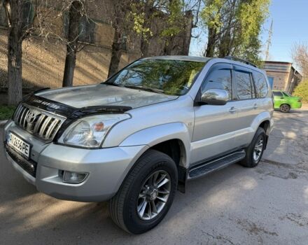 Серый Тойота Ленд Крузер Прадо 120, объемом двигателя 2.7 л и пробегом 320 тыс. км за 12900 $, фото 2 на Automoto.ua