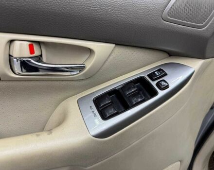 Сірий Тойота Ленд Крузер Прадо 120, об'ємом двигуна 4 л та пробігом 229 тис. км за 14200 $, фото 6 на Automoto.ua