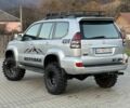 Серый Тойота Ленд Крузер Прадо 120, объемом двигателя 4 л и пробегом 320 тыс. км за 23000 $, фото 2 на Automoto.ua