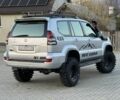 Серый Тойота Ленд Крузер Прадо 120, объемом двигателя 4 л и пробегом 320 тыс. км за 23000 $, фото 3 на Automoto.ua