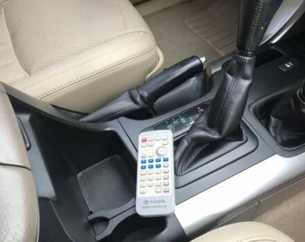 Серый Тойота Ленд Крузер Прадо 120, объемом двигателя 3 л и пробегом 274 тыс. км за 4000 $, фото 10 на Automoto.ua