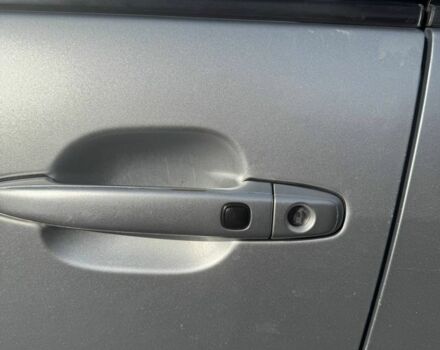 Тойота Ленд Крузер Прадо 120 2006 у Харкові на Automoto.ua Сірий Тойота Ленд Крузер Прадо 120, об'ємом двигуна 4 л та пробігом 300 тис. км за 10999 $, фото 7 на Automoto.ua