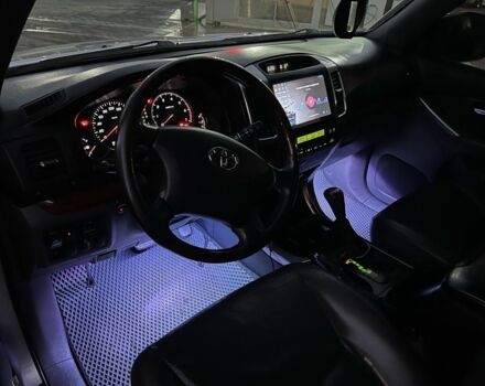 Серый Тойота Ленд Крузер Прадо 120, объемом двигателя 4 л и пробегом 320 тыс. км за 23000 $, фото 23 на Automoto.ua