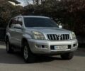 Тойота Ленд Крузер Прадо 120 2006 у Харкові на Automoto.ua Сірий Тойота Ленд Крузер Прадо 120, об'ємом двигуна 4 л та пробігом 300 тис. км за 10999 $, фото 1 на Automoto.ua