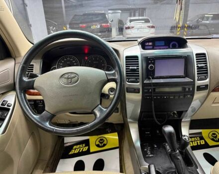 Сірий Тойота Ленд Крузер Прадо 120, об'ємом двигуна 4 л та пробігом 229 тис. км за 14200 $, фото 14 на Automoto.ua