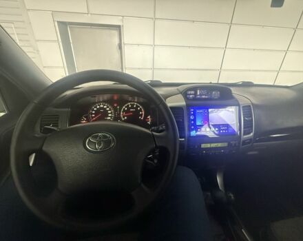 Сірий Тойота Ленд Крузер Прадо 120, об'ємом двигуна 4 л та пробігом 176 тис. км за 15200 $, фото 3 на Automoto.ua