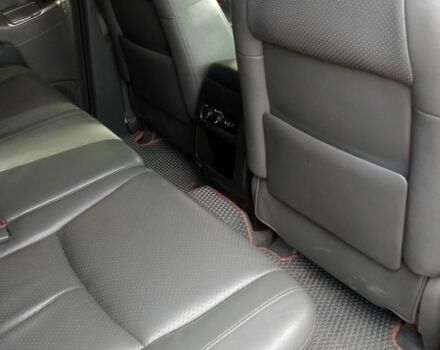 Серый Тойота Ленд Крузер Прадо 120, объемом двигателя 4 л и пробегом 130 тыс. км за 17000 $, фото 5 на Automoto.ua