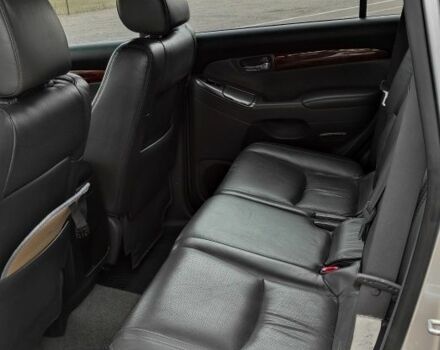 Серый Тойота Ленд Крузер Прадо 120, объемом двигателя 3 л и пробегом 388 тыс. км за 16900 $, фото 6 на Automoto.ua