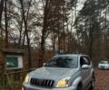 Сірий Тойота Ленд Крузер Прадо 120, об'ємом двигуна 3 л та пробігом 287 тис. км за 2600 $, фото 1 на Automoto.ua