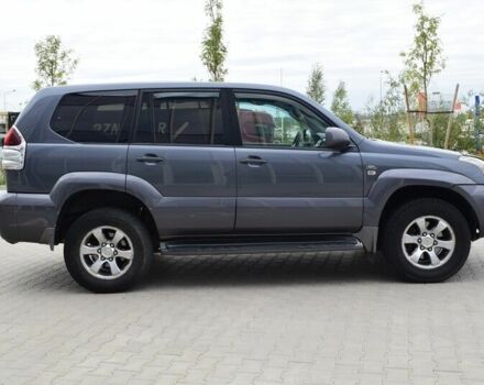 Сірий Тойота Ленд Крузер Прадо 120, об'ємом двигуна 3 л та пробігом 190 тис. км за 5800 $, фото 2 на Automoto.ua