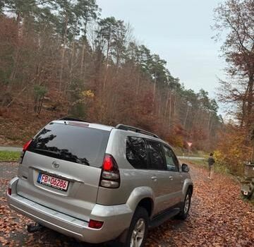 Сірий Тойота Ленд Крузер Прадо 120, об'ємом двигуна 3 л та пробігом 287 тис. км за 2600 $, фото 1 на Automoto.ua