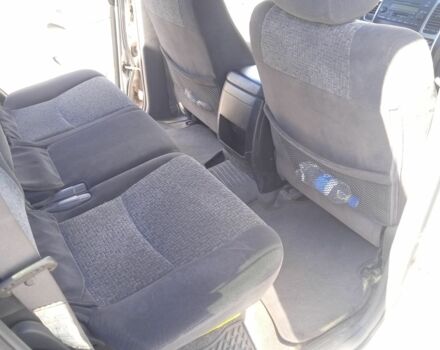 Серый Тойота Ленд Крузер Прадо 120, объемом двигателя 4 л и пробегом 230 тыс. км за 14700 $, фото 17 на Automoto.ua