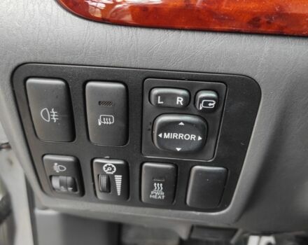 Серый Тойота Ленд Крузер Прадо 120, объемом двигателя 3 л и пробегом 388 тыс. км за 16900 $, фото 11 на Automoto.ua