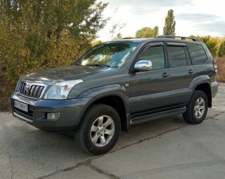 Серый Тойота Ленд Крузер Прадо 120, объемом двигателя 4 л и пробегом 130 тыс. км за 17000 $, фото 1 на Automoto.ua