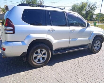 Серый Тойота Ленд Крузер Прадо 120, объемом двигателя 4 л и пробегом 230 тыс. км за 14700 $, фото 6 на Automoto.ua