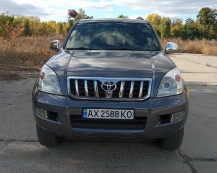 Серый Тойота Ленд Крузер Прадо 120, объемом двигателя 4 л и пробегом 130 тыс. км за 17000 $, фото 2 на Automoto.ua