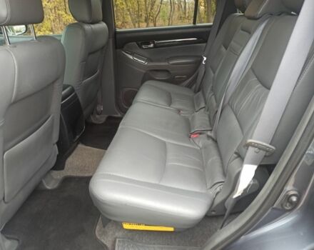 Серый Тойота Ленд Крузер Прадо 120, объемом двигателя 4 л и пробегом 280 тыс. км за 15800 $, фото 10 на Automoto.ua