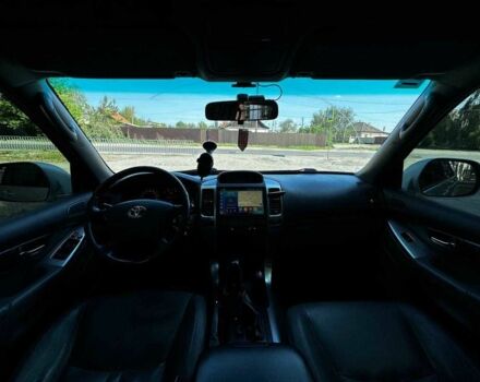 Сірий Тойота Ленд Крузер Прадо 120, об'ємом двигуна 4 л та пробігом 150 тис. км за 19000 $, фото 8 на Automoto.ua