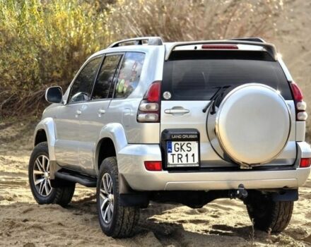 Серый Тойота Ленд Крузер Прадо 120, объемом двигателя 3 л и пробегом 200 тыс. км за 3500 $, фото 3 на Automoto.ua