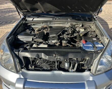 Серый Тойота Ленд Крузер Прадо 120, объемом двигателя 2.7 л и пробегом 202 тыс. км за 13800 $, фото 5 на Automoto.ua