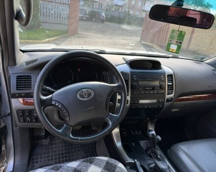 Сірий Тойота Ленд Крузер Прадо 120, об'ємом двигуна 3 л та пробігом 243 тис. км за 16500 $, фото 7 на Automoto.ua