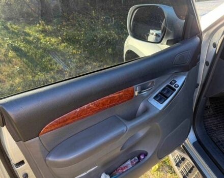 Серый Тойота Ленд Крузер Прадо 120, объемом двигателя 4 л и пробегом 171 тыс. км за 18000 $, фото 6 на Automoto.ua