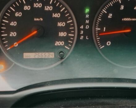 Серый Тойота Ленд Крузер Прадо 120, объемом двигателя 4 л и пробегом 256 тыс. км за 17500 $, фото 5 на Automoto.ua