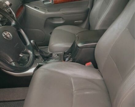 Серый Тойота Ленд Крузер Прадо 120, объемом двигателя 4 л и пробегом 256 тыс. км за 17500 $, фото 7 на Automoto.ua