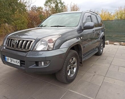 Серый Тойота Ленд Крузер Прадо 120, объемом двигателя 4 л и пробегом 280 тыс. км за 15800 $, фото 1 на Automoto.ua