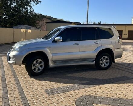 Серый Тойота Ленд Крузер Прадо 120, объемом двигателя 2.7 л и пробегом 202 тыс. км за 13800 $, фото 1 на Automoto.ua