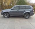 Серый Тойота Ленд Крузер Прадо 120, объемом двигателя 4 л и пробегом 280 тыс. км за 15800 $, фото 5 на Automoto.ua